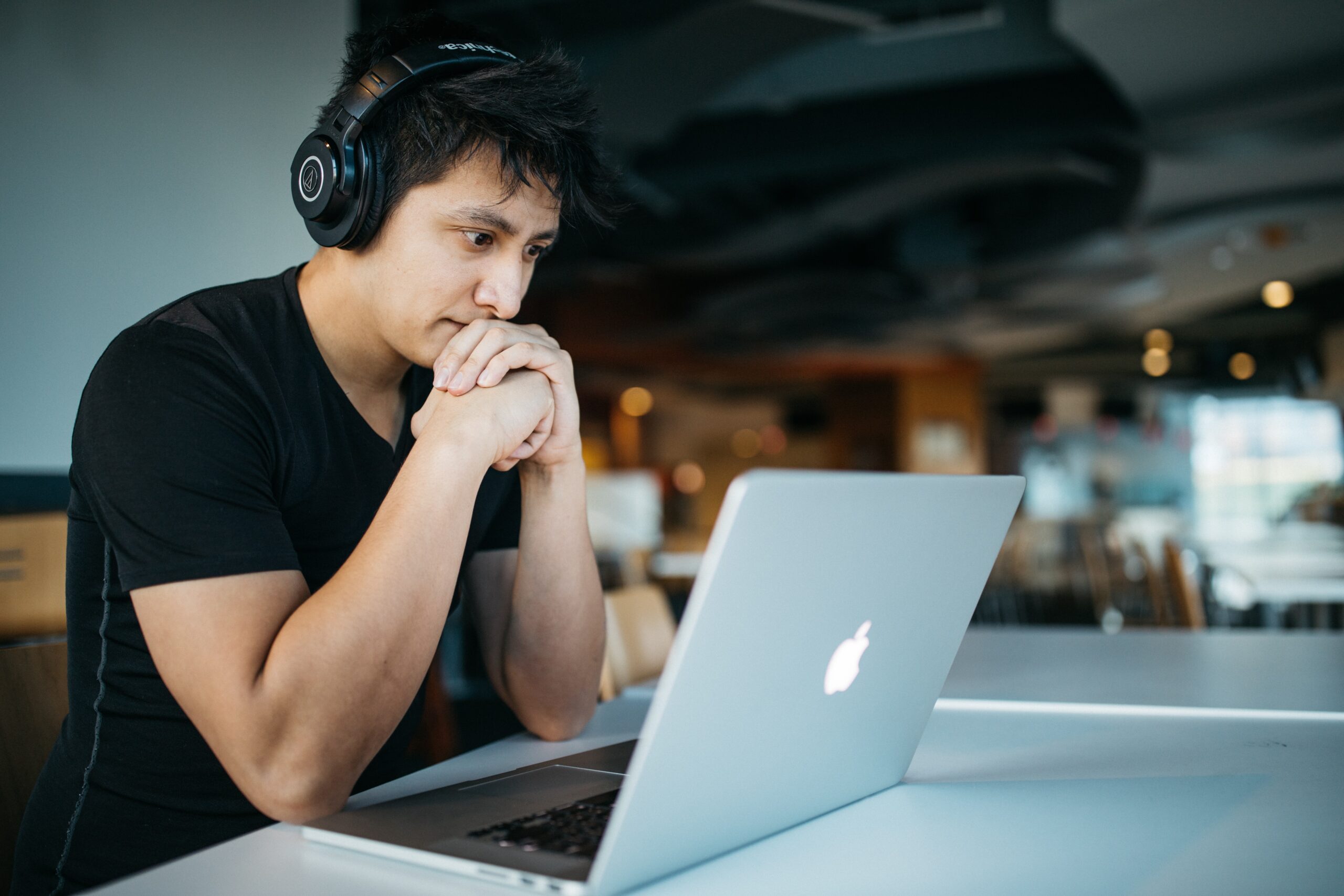 wes-hicks-4-EeTnaC1S4-unsplash How to Get TESOL Certification?