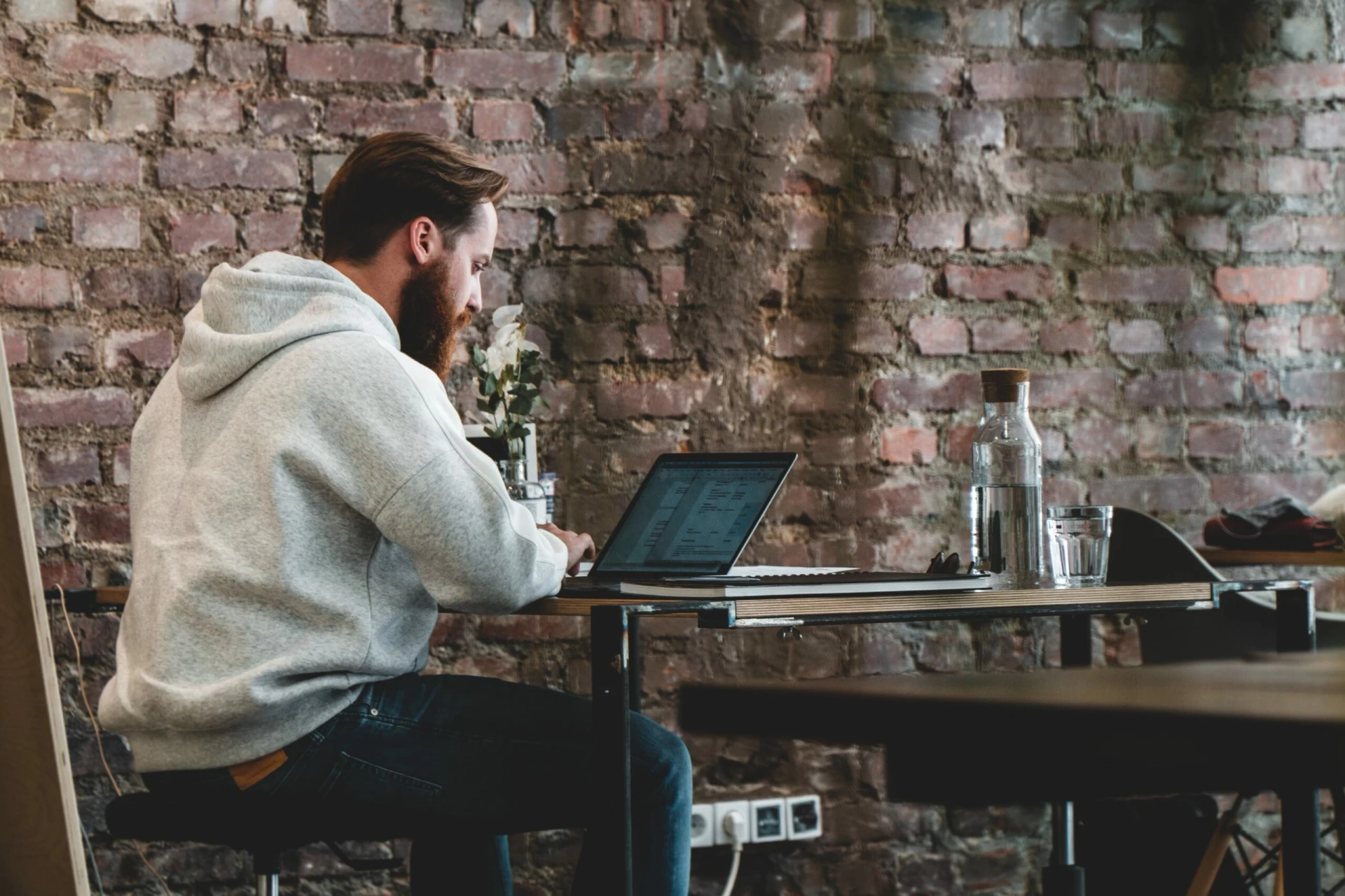jonathan-kemper-IZcbhj6tbos-unsplash Which Is Better, TEFL Vs. TESOL?