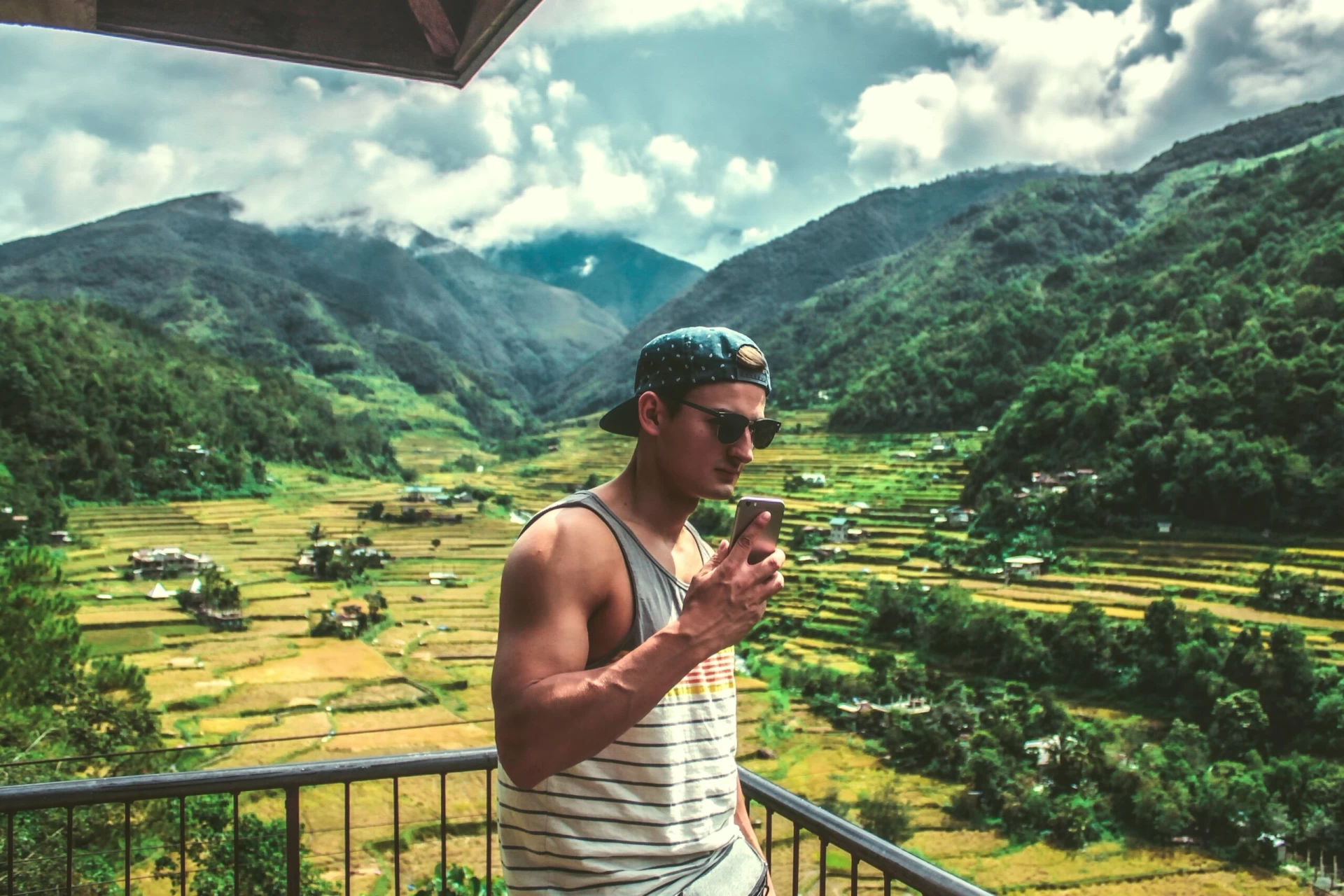 ar-bvXhUA8Rymk-unsplash How Can You Choose the Right TESOL Course in the Philippines?