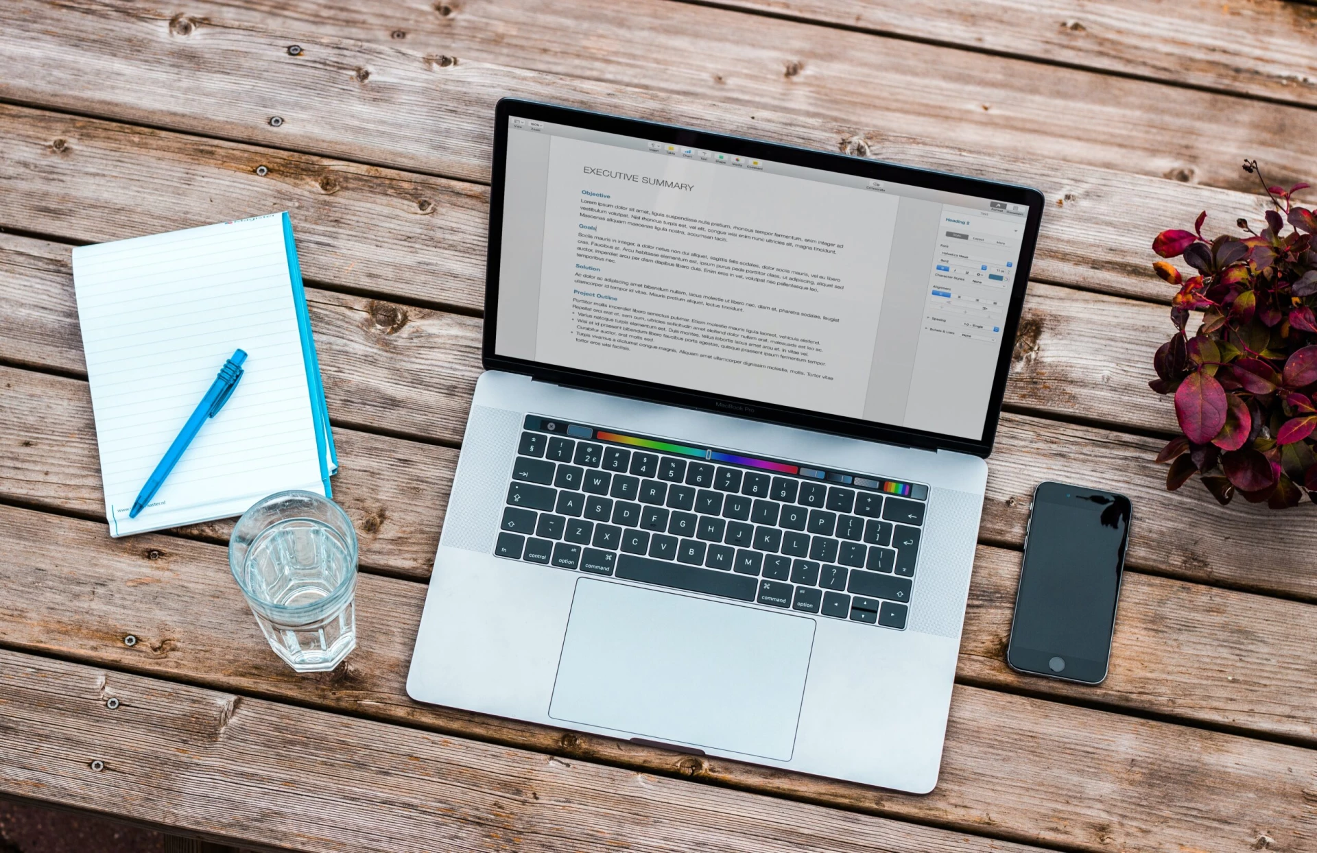 bram-naus-n8Qb1ZAkK88-unsplash The Timeline for Online TEFL Courses