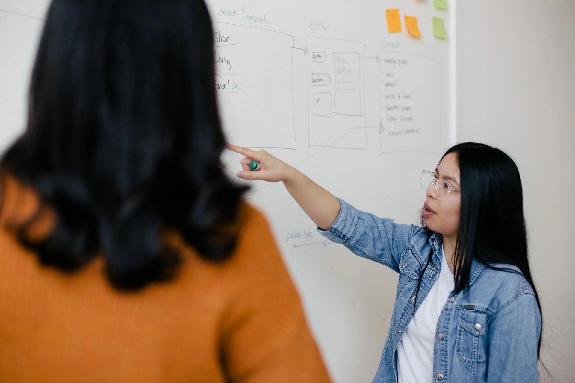leon-IQY_q-RqaIo-unsplash Which Is Better: TEFL or TESOL?